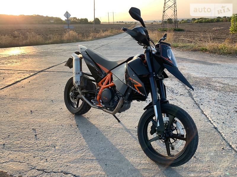 KTM 690 Supermoto SMR