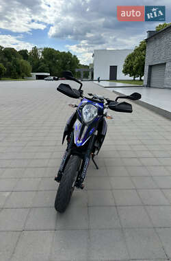 Мотоцикл Супермото (Motard) KTM 690 Supermoto 2008 в 