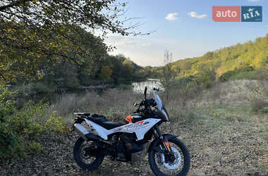 Мотоцикл Многоцелевой (All-round) KTM 790 Adventure 2023 в 