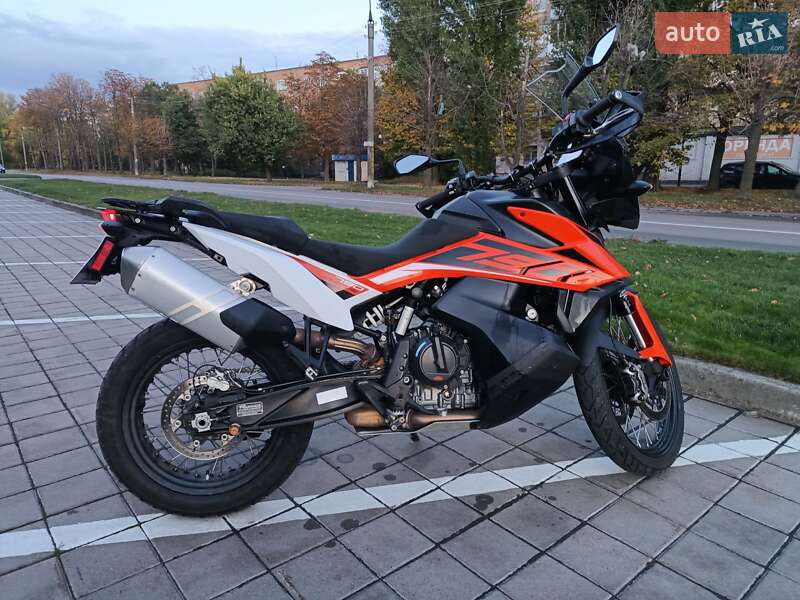 Мотоцикл Багатоцільовий (All-round) KTM 790 Adventure 2019 в Черкасах фото 17 Мотоцикл Багатоцільовий (All-round) KTM 790 Adventure 2019 в Черкасах