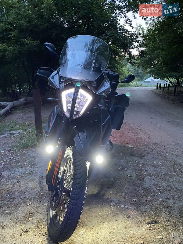 KTM Adventure