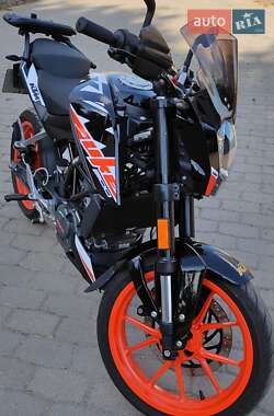 Мотоцикл Без обтекателей (Naked bike) KTM Duke 2021 в 