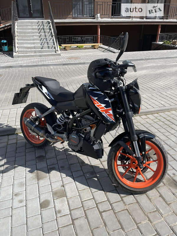 Мотоцикл Без обтекателей (Naked bike) KTM Duke 2021 в Ивано-Франковске