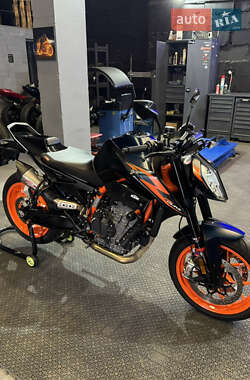 Мотоцикл Без обтекателей (Naked bike) KTM Duke 2022 в Киеве