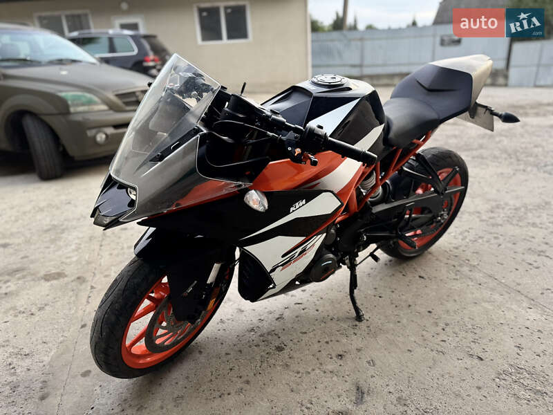 Спортбайк KTM RC 390 2017 в Товсте