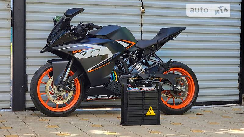 KTM RC