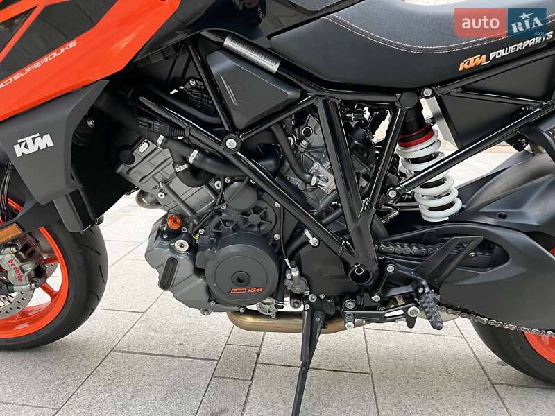 Мотоцикл Без обтікачів (Naked bike) KTM Super Duke 1290 2019 в Ужгороді