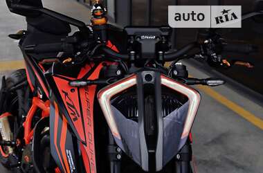 Мотоцикл Без обтікачів (Naked bike) KTM Super Duke 1290 2020 в Чернівцях