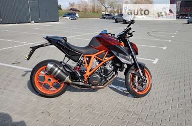 Мотоцикл Без обтікачів (Naked bike) KTM Super Duke 1290 2016 в Києві