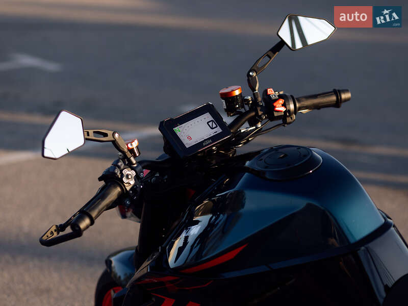 Мотоцикл Без обтікачів (Naked bike) KTM Super Duke 1290 2023 в Києві