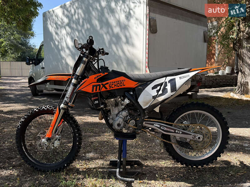 Мотоцикл Кросс KTM SX 250F 2019 в 
