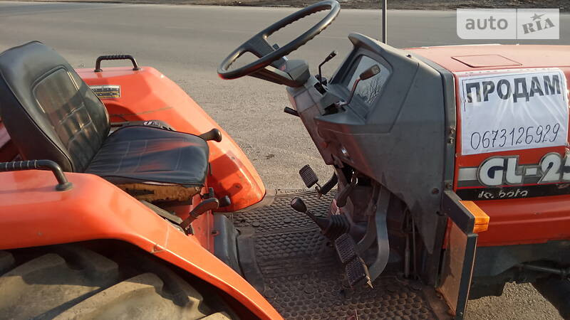 Трактор Kubota GL 2001 в Тячеві