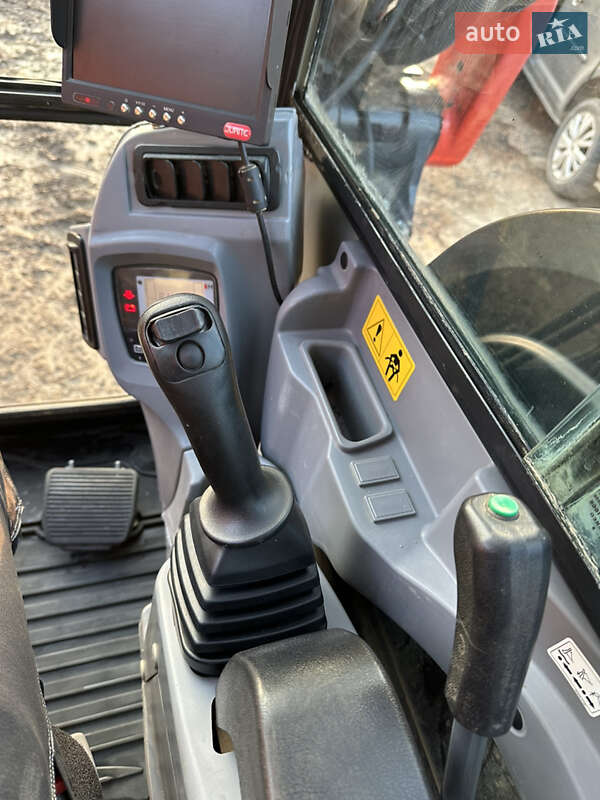 Экскаватор погрузчик Kubota KX 080-4 2018 в Черновцах