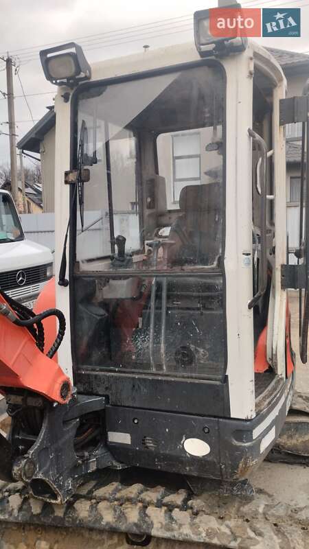 Міні-екскаватор Kubota U 2003 в Бориславі фото 13 Міні-екскаватор Kubota U 2003 в Бориславі