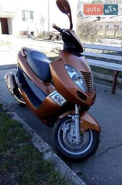 Максі-скутер Kymco B&W 2003 в Житомирі