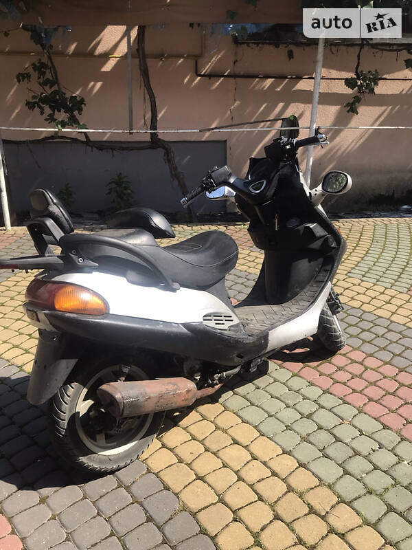 Макси-скутер Kymco Dink 2005 в Тячеве
