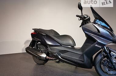Макси-скутер Kymco Downtown 2009 в Киеве
