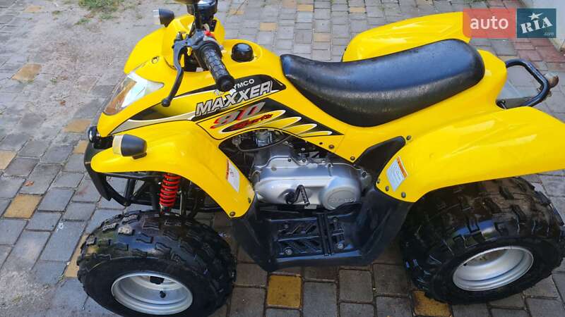 Квадроцикл  утилитарный Kymco Maxxer 2016 в Хмельницком