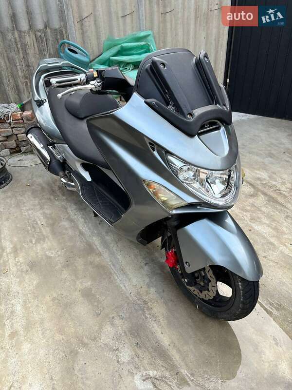 Макси-скутер Kymco Xciting 2005 в Шептицькому