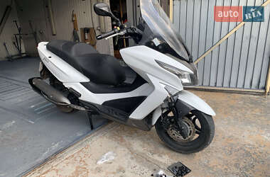 Макси-скутер Kymco Xciting 2015 в 