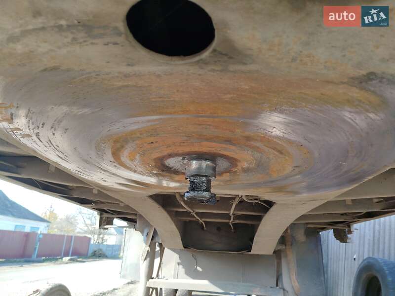 Зерновоз - полуприцеп КЗАП 9370 1992 в Барвенкове