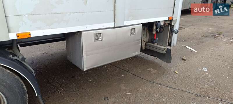 Для перевозки животных - полуприцеп Lacitrailer 3E20 2015 в Белой Церкви