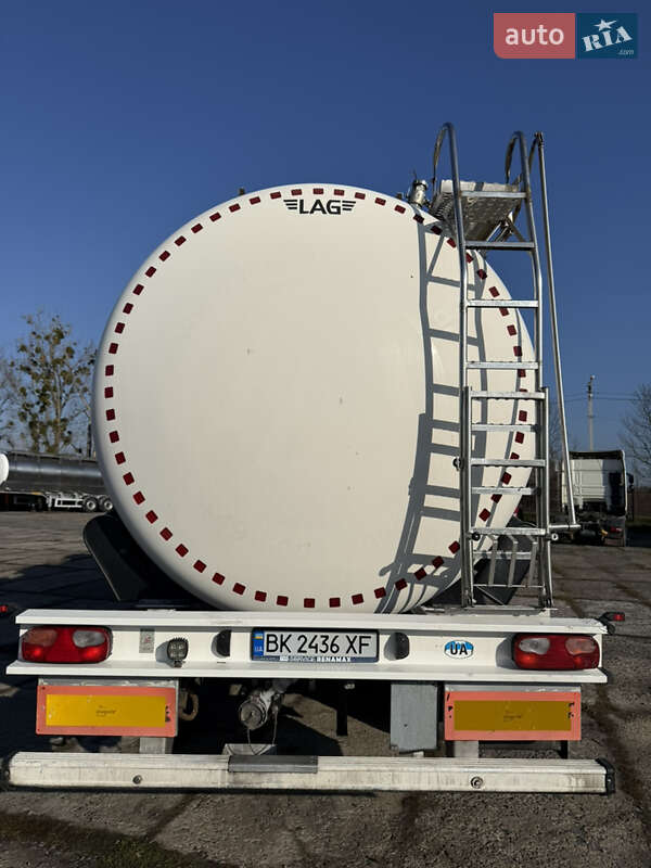Цистерна напівпричіп LAG 0-3-34KHSL 2005 в Жовкві