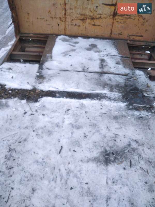 Бортовой полуприцеп LAG 0-3-375L 1986 в Козельщине