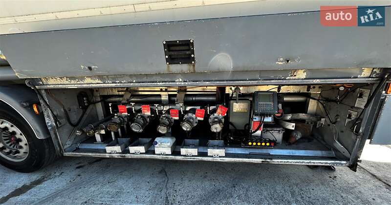 Цистерна полуприцеп LAG 0-3-39 2007 в Львове