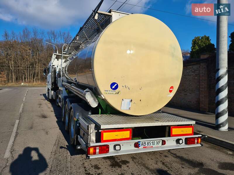 Цистерна полуприцеп LAG 0-3-39 2004 в Виннице