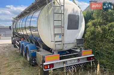 Цистерна напівпричіп LAG 0-3-39 2007 в Володимирі