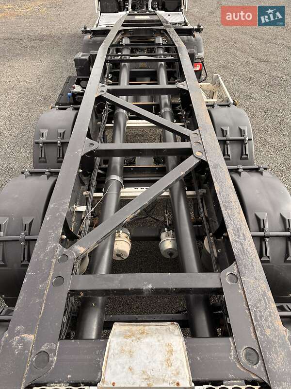 Контейнеровоз напівпричіп LAG 0-3-CC 2014 в Луцьку