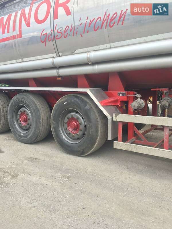 Цистерна полуприцеп LAG GSA 1992 в Немирове