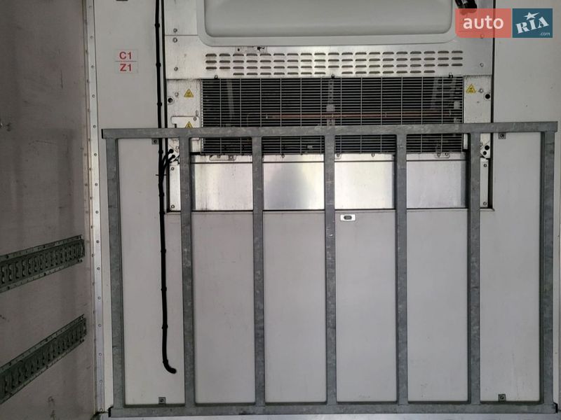 Рефрижератор напівпричіп Lamberet Carrier Vector 2012 в Тернополі фото 12 Рефрижератор напівпричіп Lamberet Carrier Vector 2012 в Тернополі