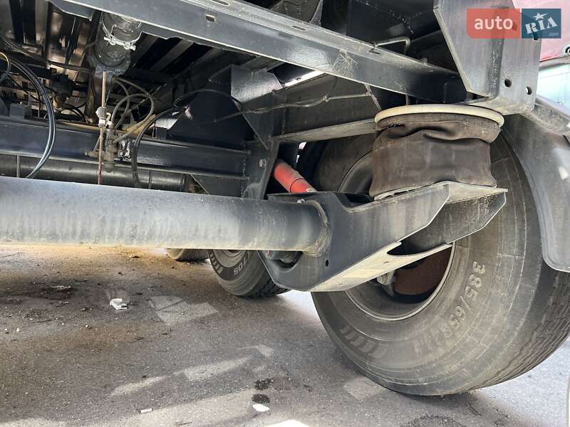 Цистерна Lamberet LVFS 2005 в Вінниці