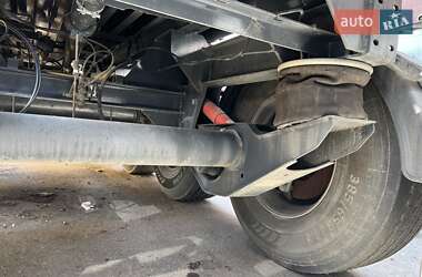 Цистерна Lamberet LVFS 2005 в 