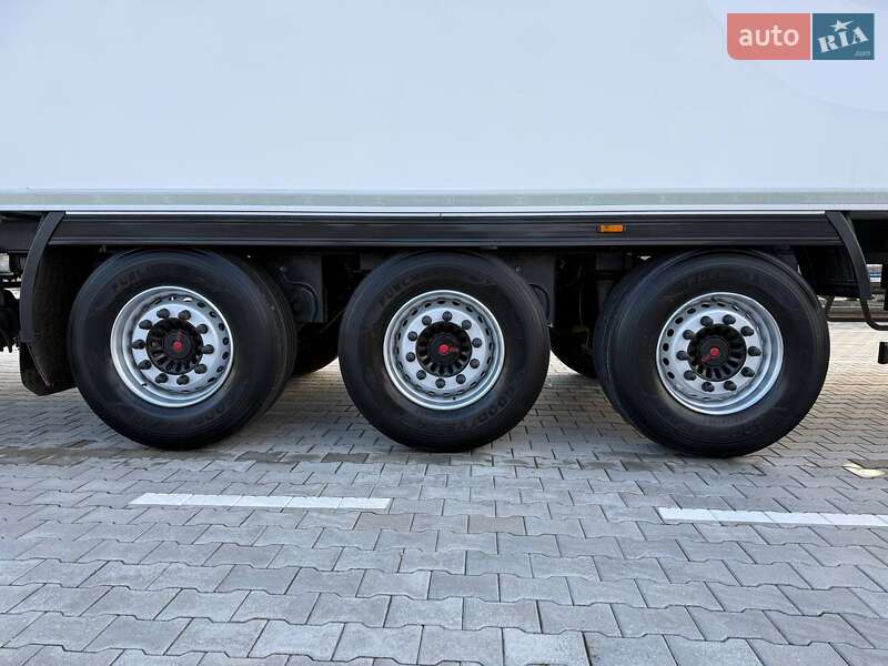 Рефрижератор полуприцеп Lamberet Termo King SMX 2014 в Дубно