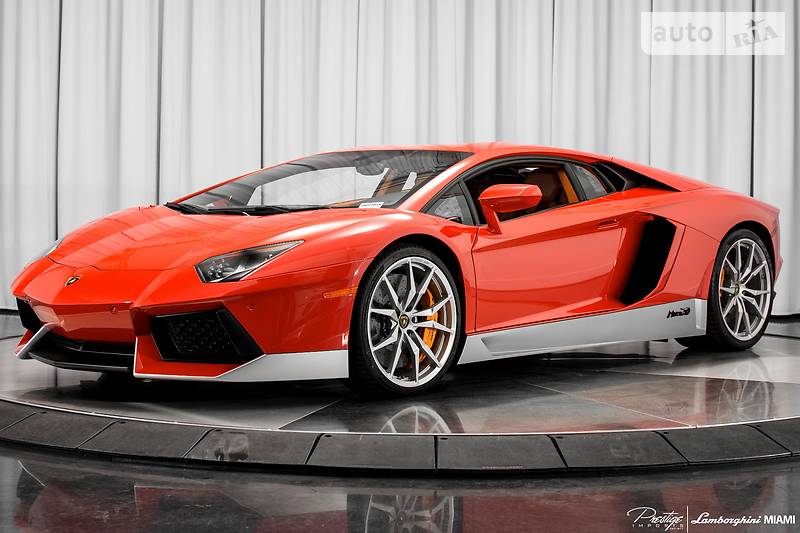 Lamborghini Aventador 2018 року