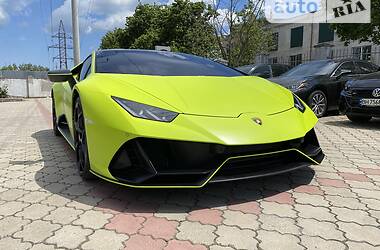 Купе Lamborghini Huracan 2021 в 