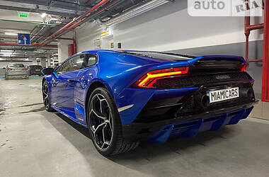 Купе Lamborghini Huracan 2020 в 