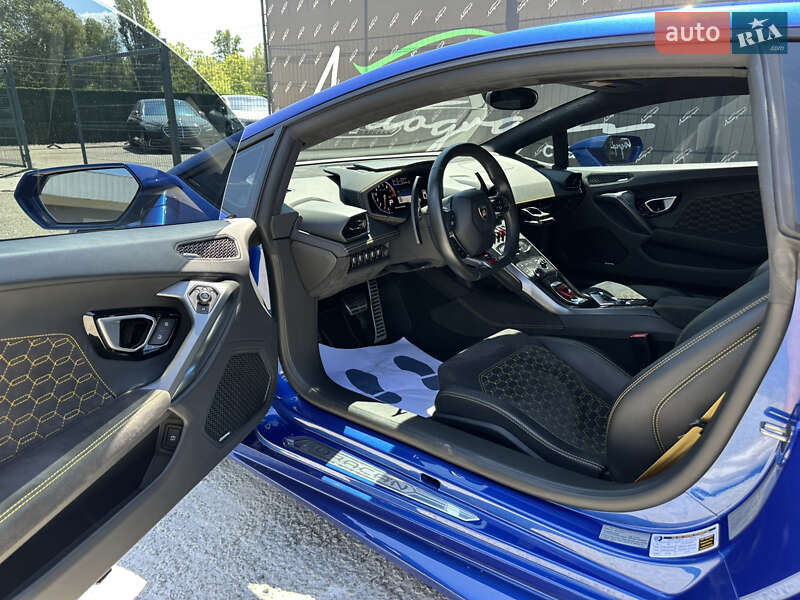 Купе Lamborghini Huracan 2017 в Киеве