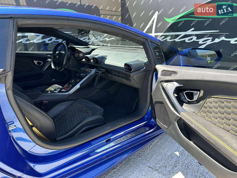 Купе Lamborghini Huracan 2017 в Киеве