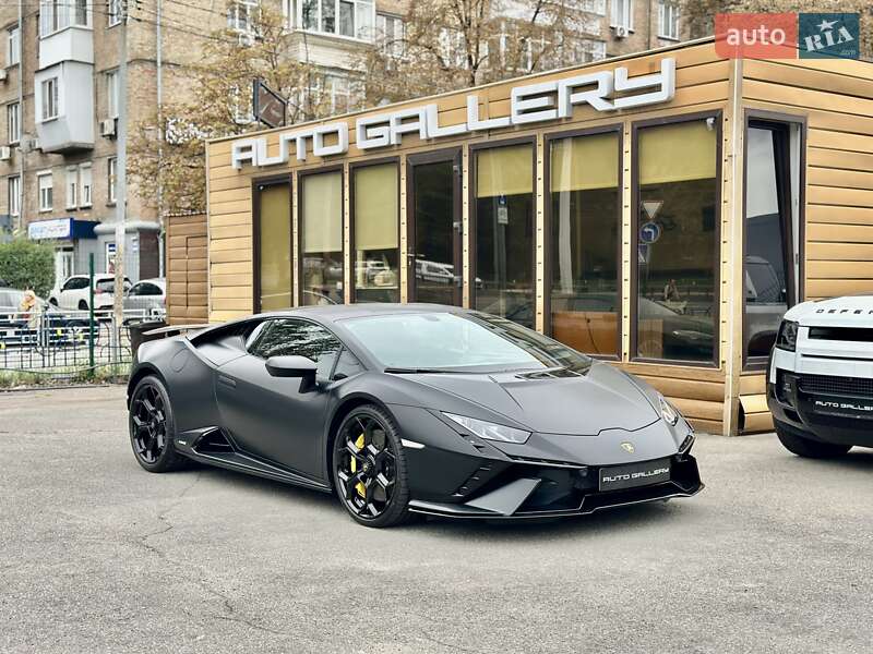 Lamborghini Huracan 2024