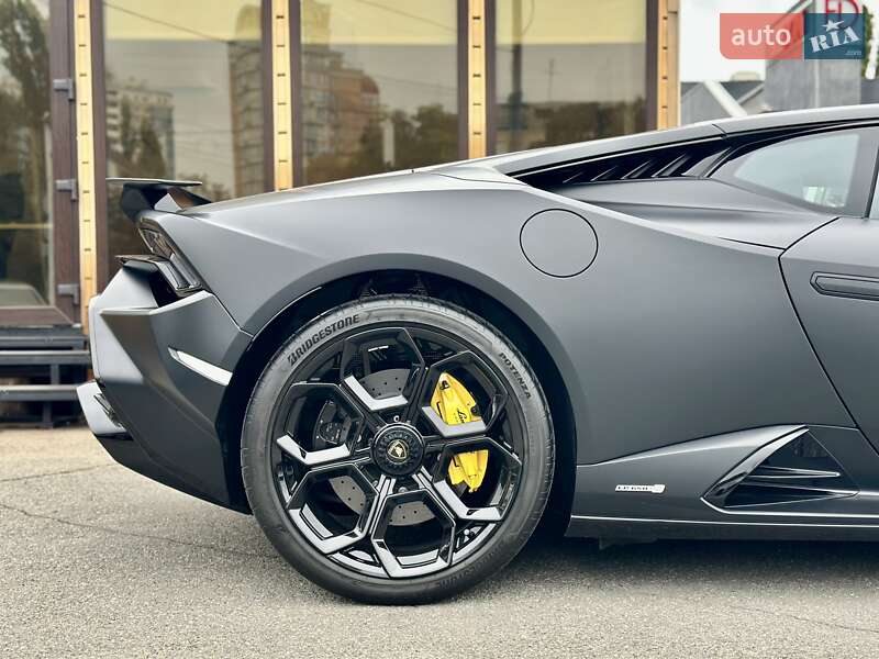 Купе Lamborghini Huracan 2024 в Києві