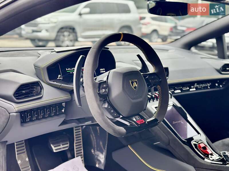 Купе Lamborghini Huracan 2024 в Києві