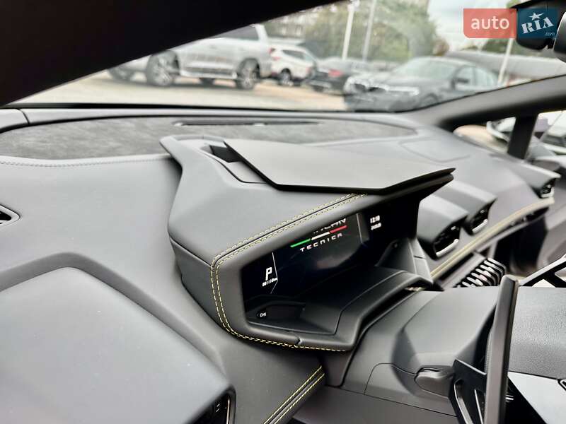 Купе Lamborghini Huracan 2024 в Києві