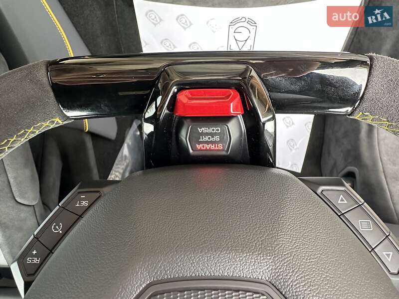 Купе Lamborghini Huracan 2024 в Києві