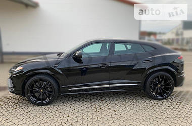 Внедорожник / Кроссовер Lamborghini Urus 2019 в Киеве