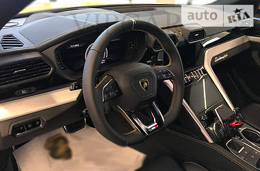 Позашляховик / Кросовер Lamborghini Urus 2019 в Києві