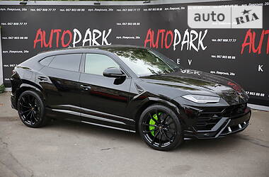 Внедорожник / Кроссовер Lamborghini Urus 2020 в Киеве